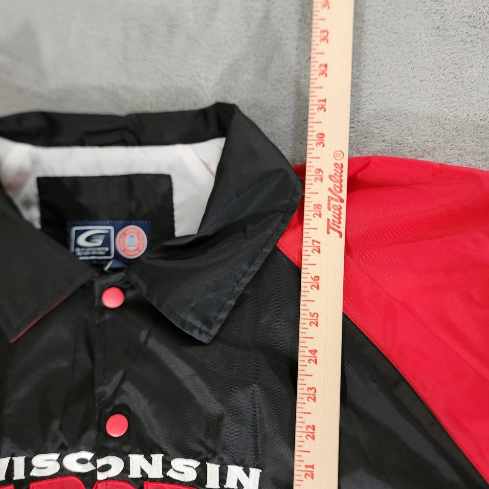 Wisconsin Badgers Mens XL Jacket Red Black Stitched Embroidered Snap Front Coat - Picture 9 of 10